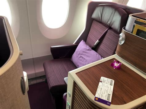 Review Thai Airways A350 900 Royal Silk Business Class Singapore To