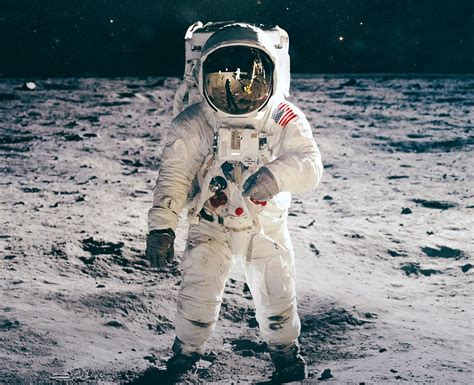 History Comemora Os 50 Anos Da Chegada Do Homem à Lua Com Especiais