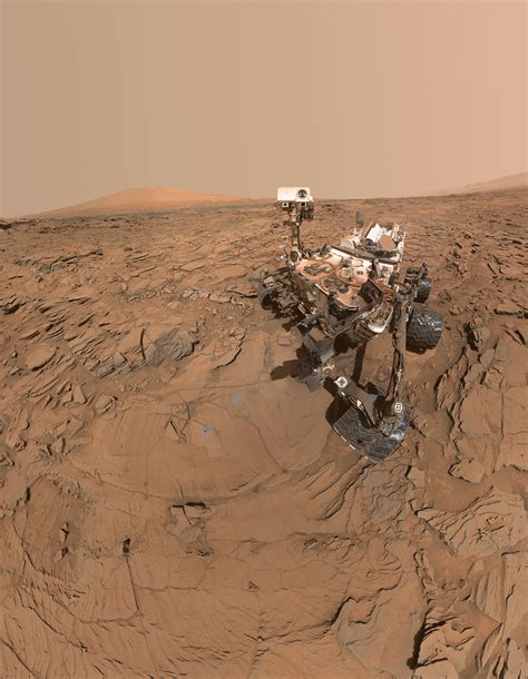 Dabei hat sich das landemodul. Curiosity Self-Portrait at 'Okoruso' Drill Hole, Mars ...