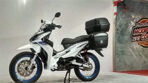 Honda Community Modifikasi Standar Touring Honda Absolute Revo Ini