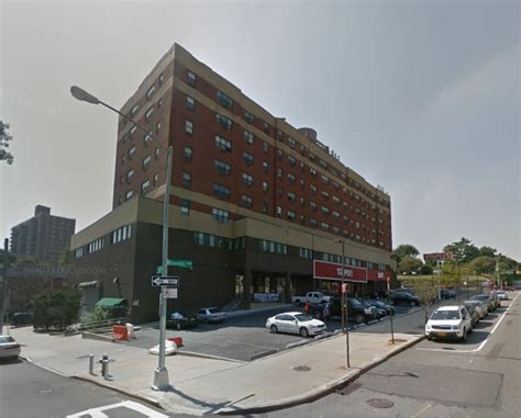 5812 Queens Blvd Woodside Ny Apartment Finder