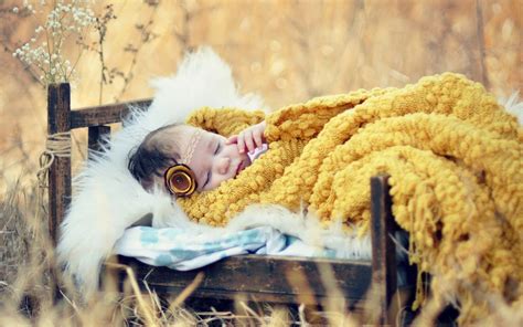 Cute Baby Sleeping Images Hd Photos Wallpapers Pictures