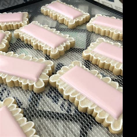 Funky Scalloped Rectangle Cookie Cutter Kaleidacuts