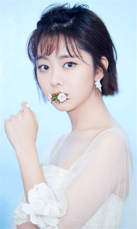 Cẩm tâm tựa ngọc kể về thập nhất nương đàm tùng vận thủ vai một tiểu thư trâm anh đài các nhưng không may. Đàm Tùng Vận trong 2020 | Nữ thần, Nụ cười, Dễ thương