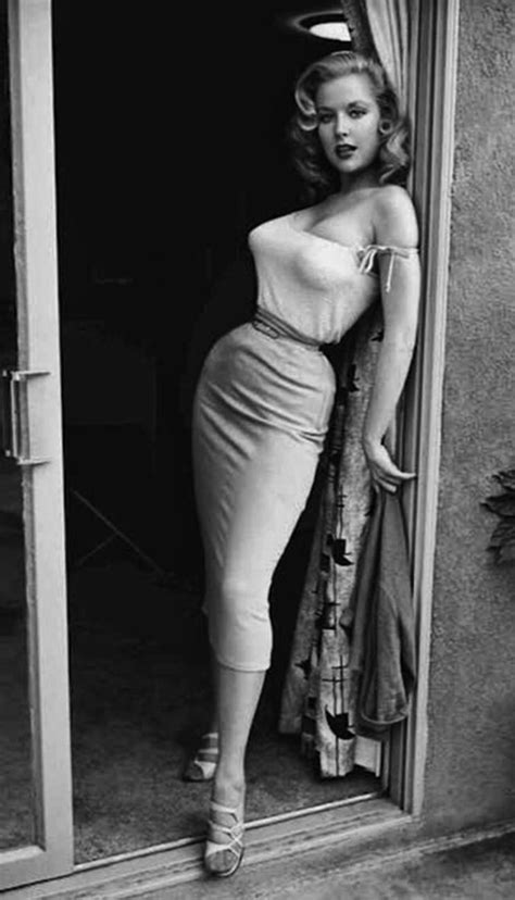The Most Famous 1950s Pin Up Girl Had An Impossible 18 Inch Waist