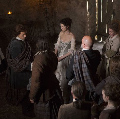 New Wedding Stills From Outlander On Starz With Jamie Fraser Sam