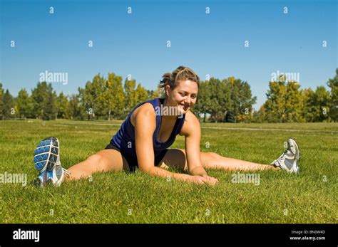 Groin Stretch Hi Res Stock Photography And Images Alamy