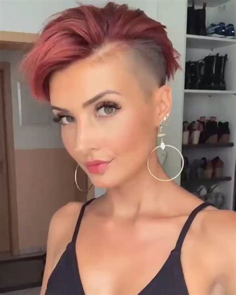 The undercut is a hairstyle that was fashionable from the 1910s to the 1940s, predominantly among men, and saw a steadily growing revival in the 1980s before becoming fully fashionable again in the 2010s. Undercut hairstyles lovely look....!! Video | Short ...