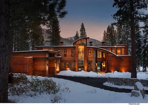 Mountain Retreat Near Lake Tahoe Radiates Cozy Brilliance Decoist