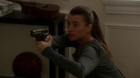Ncis Season 10 Internet Movie Firearms Database Guns In Movies