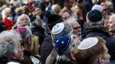 German Jews Warned Not To Wear Kippahs In Public Following Spike In