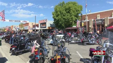 Day One Of The 2020 Sturgis Motorcycle Rally Is Full Throttle Youtube