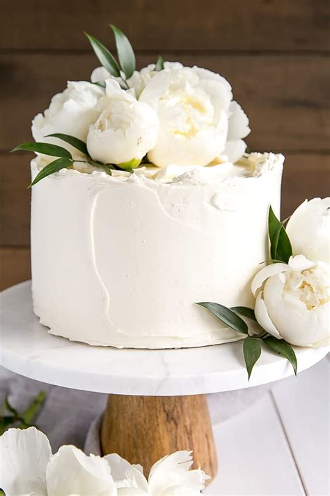 How To Stack A Buttercream Wedding Cake Rodriguez Viey