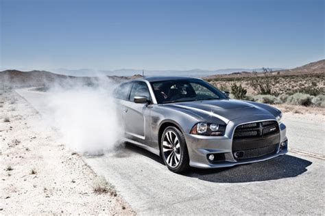 First Look Dodge Charger Srt8 Carbuzz