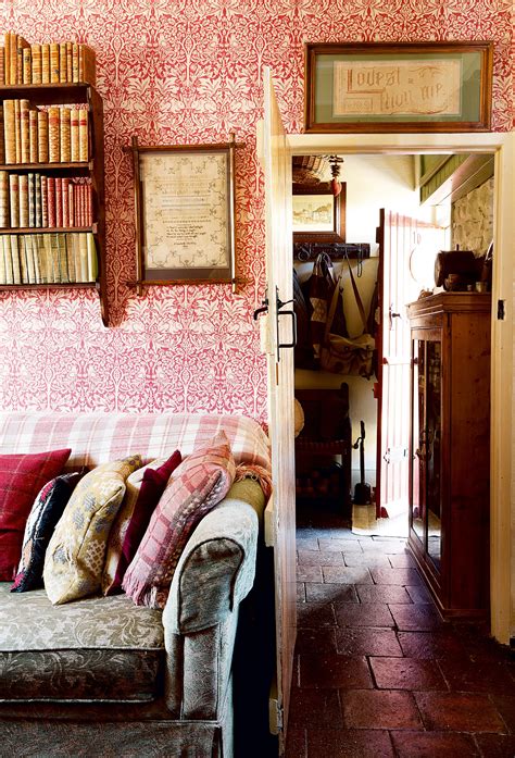 Real Home A Traditional Welsh Cottage Gets A Vintage Transformation