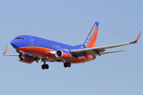 Filesouthwest Airlines Boeing 737 7h4 N231wn Wikimedia Commons