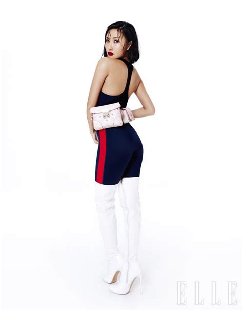 Twenty2 Blog Mamamoos Hwasa In Elle Korea February 2020 Fashion And Beauty