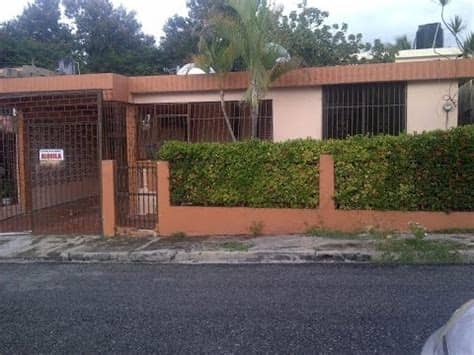 El portal en españa de anuncios inmobiliarios. Casa de Alquiler en Santo Domingo Oeste 06574 - YouTube