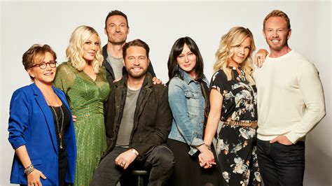 Beverly Hills 90210 je po 19 letech zpět i s původní znělkou Před