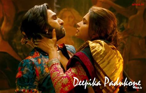 Ranveer Singh And Deepika Padukone Romantic Wallpaper Of Ram Leela Mo Romantic Wallpaper