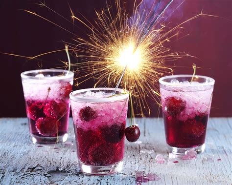 Drinks For Fourth Of July Cherry Sparkler Drinks Alcoholic Drinks