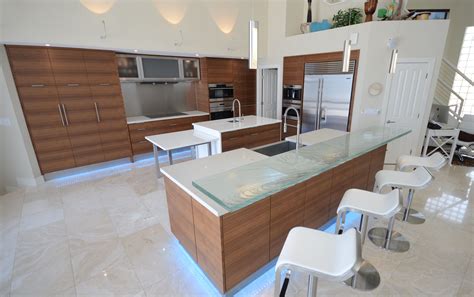 Floors like glass has 40 years of experience in the flooring industry, and we represent the only flooring showroom in the new hampton, ny, area. Buyers Guide to Custom Glass Countertops, White Glass ...