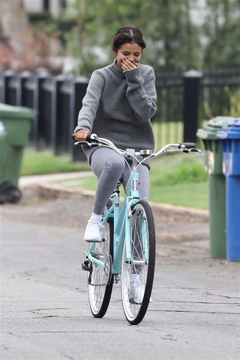 Here is a complete timeline. Selena Gomez With Justin Bieber - Bike Ride in LA 11/01 ...