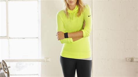 Crush New Years Resolutions With Maria Sharapovas New Nike Training