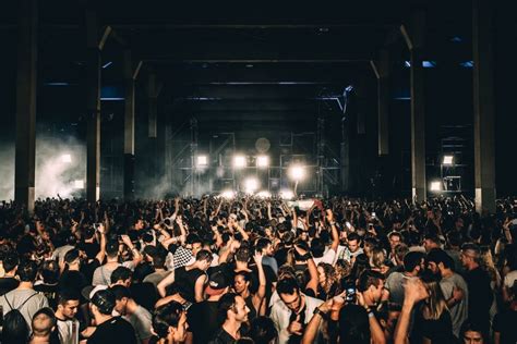 5 Kind Of People You Will Definitely Meet At Techno Raves Techno Station