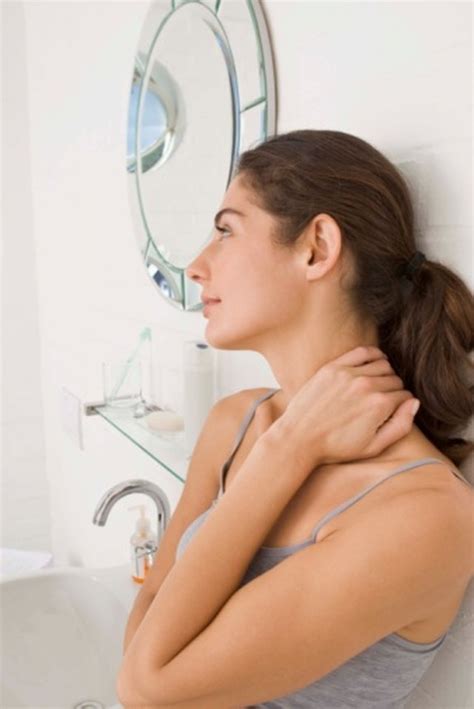 Signs And Symptoms Of Swollen Neck Glands