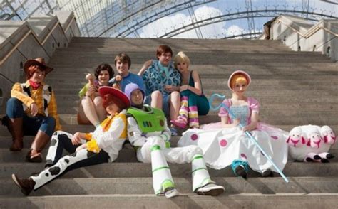 90 group halloween costume ideas get ready for an epic night toy story costumes toy story