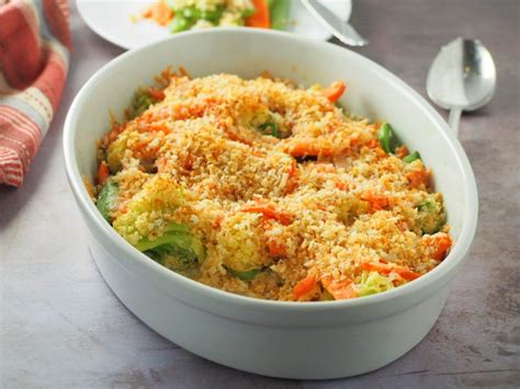 A Medley Of Crunchy Vegetables Topped With Garlic Bread Crumbs And