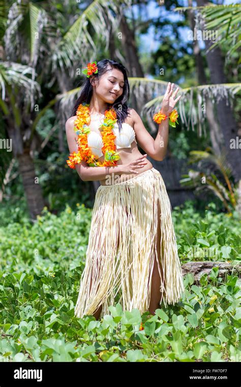 Traditional Hawaiian Dress Photos Cantik