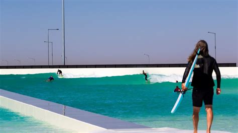 is this australia s best wave pool urbnsurf updated review wave pool melbourne youtube