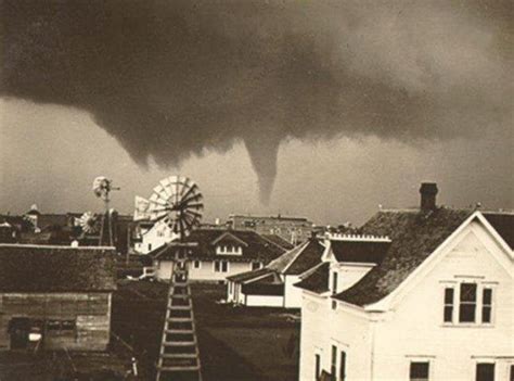 June 11 1915 Tornado That Hit Near Greensburg Kansas 647 × 480