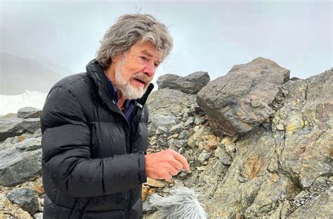 Multimedia Show Von Reinhold Messner In Stuttgart „so Wird Mein Bruder