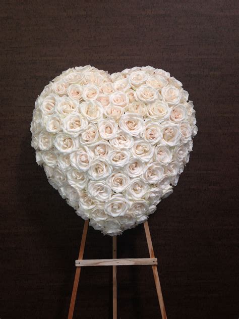 We are here to help you honor and celebrate their life, and to begin the healing process for your family. Memorial Heart in Santa Fe Springs, CA | Le Fleur Floral ...