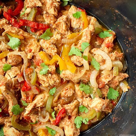 But really, that 15 minutes you might spend chopping or browning is nothing when you take into account the rich. {VIDEO} Slow CookerInstant Pot Chicken Fajitas (Low-Carb ...