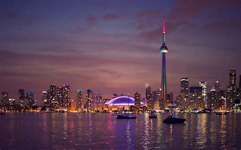 Night Lights Of Toronto Canada Toronto Canada Cityscape Cn Tower