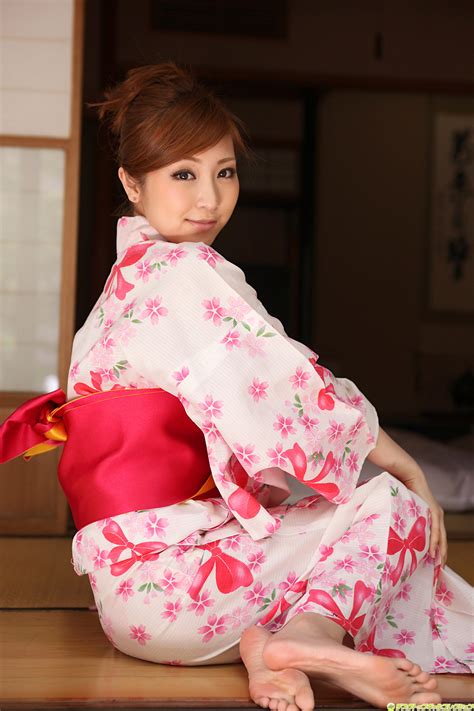 Sexy Kiara Poses In Kimno Dress Traditional Natsuko Tatsumi02 Porn Pic Eporner