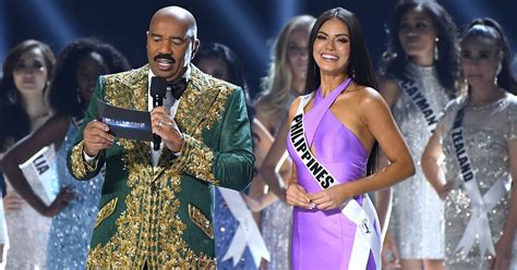 awkward moment miss universe host names wrong winner 4 years after last blunder world news
