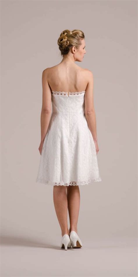 Maybe you would like to learn more about one of these? Pin auf kurze Brautkleider 50er Jahre Petticoat