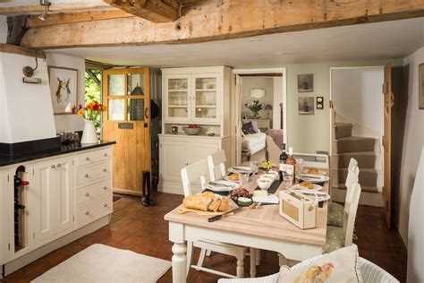 This Cottage Is As Close To Magical As You Can Get Cottage Interiors