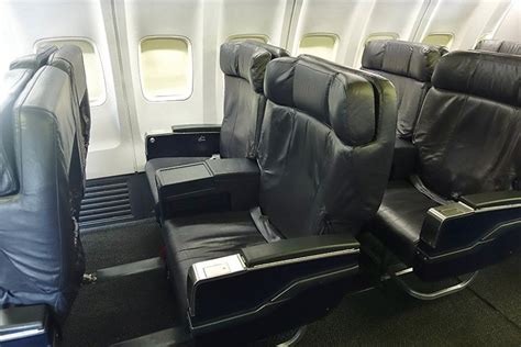 Frontier Airlines Stretch Seating