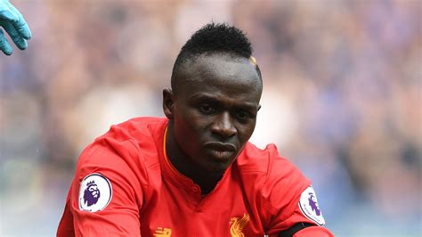 Sadio mane has an estimated net worth of $20 million including all of his properties and earnings as in 2019. Sadio Mané : "Quand j'ai quitté le village pour ...