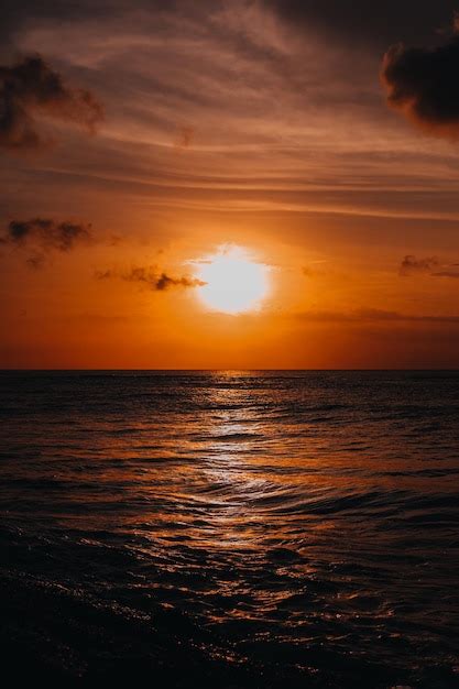 Premium Photo Amazing Orange Sunset On The Indian Ocean In Bali Island