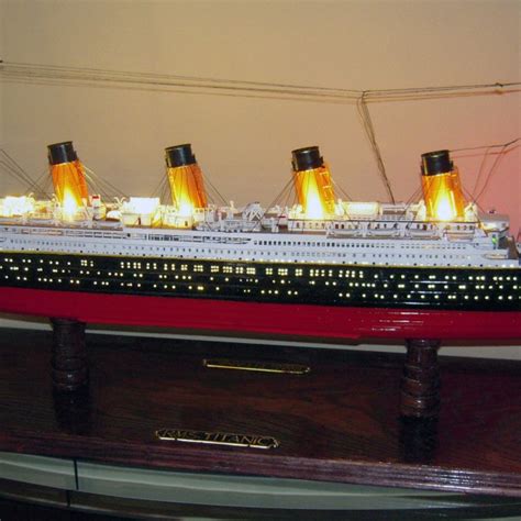 Titanic Model Lighting Kit