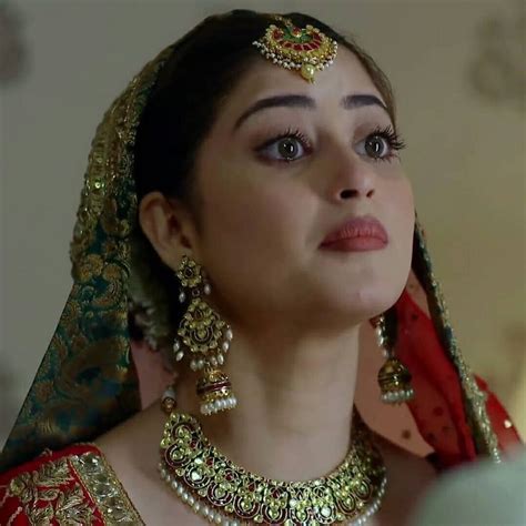 Pin By Wardah Sahar On Sahad In 2020 Pakistani Actress