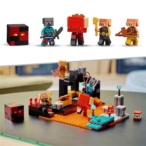 Lego Minecraft Set 21185 Die Netherbastion Smyths Toys Deutschland