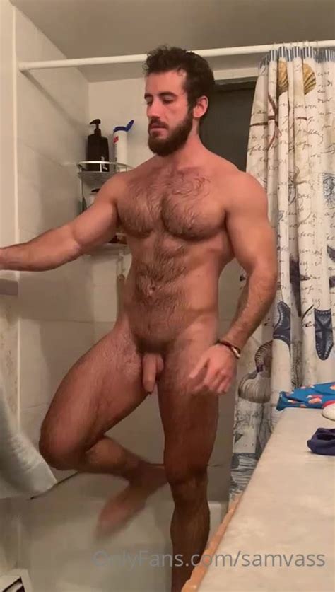 Hairy Muscle Finishes His Shower Thisvid Com In Italiano